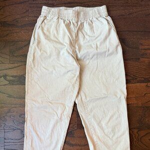 Everlane Easy Chino in Stone elastic waist crop pant, size 8